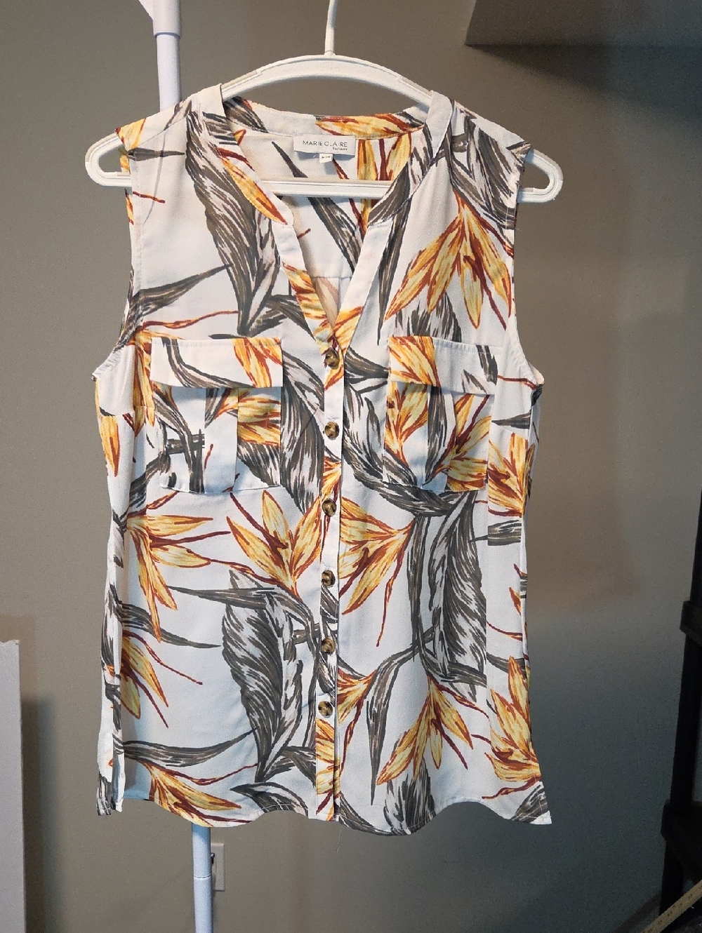 Marie Claire Tropical Print Sleeveless Blouse Button Front White Yellow Size M